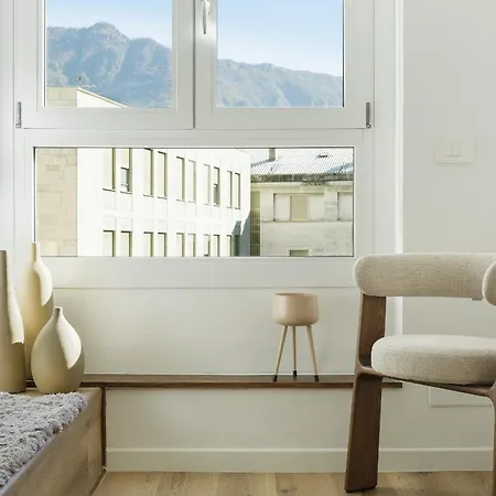 - Boutique In The Center On The *